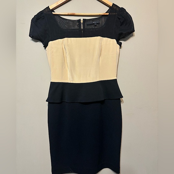 JAY GODFREY Revolve Bloomingdale’s Designer Peplum Cap Sleeve Colour-Block Dress - Picture 2 of 8